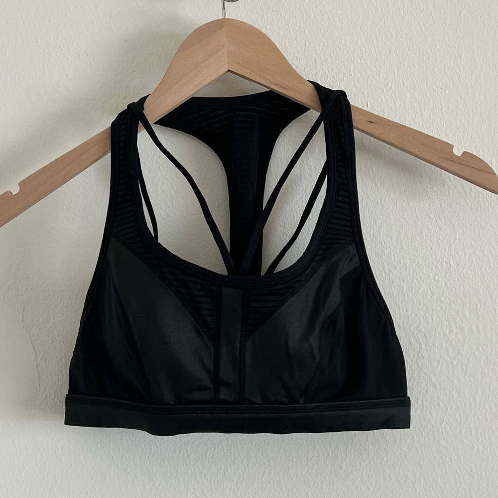 NWOT Sweaty Betty Black Strappy Sports Bra